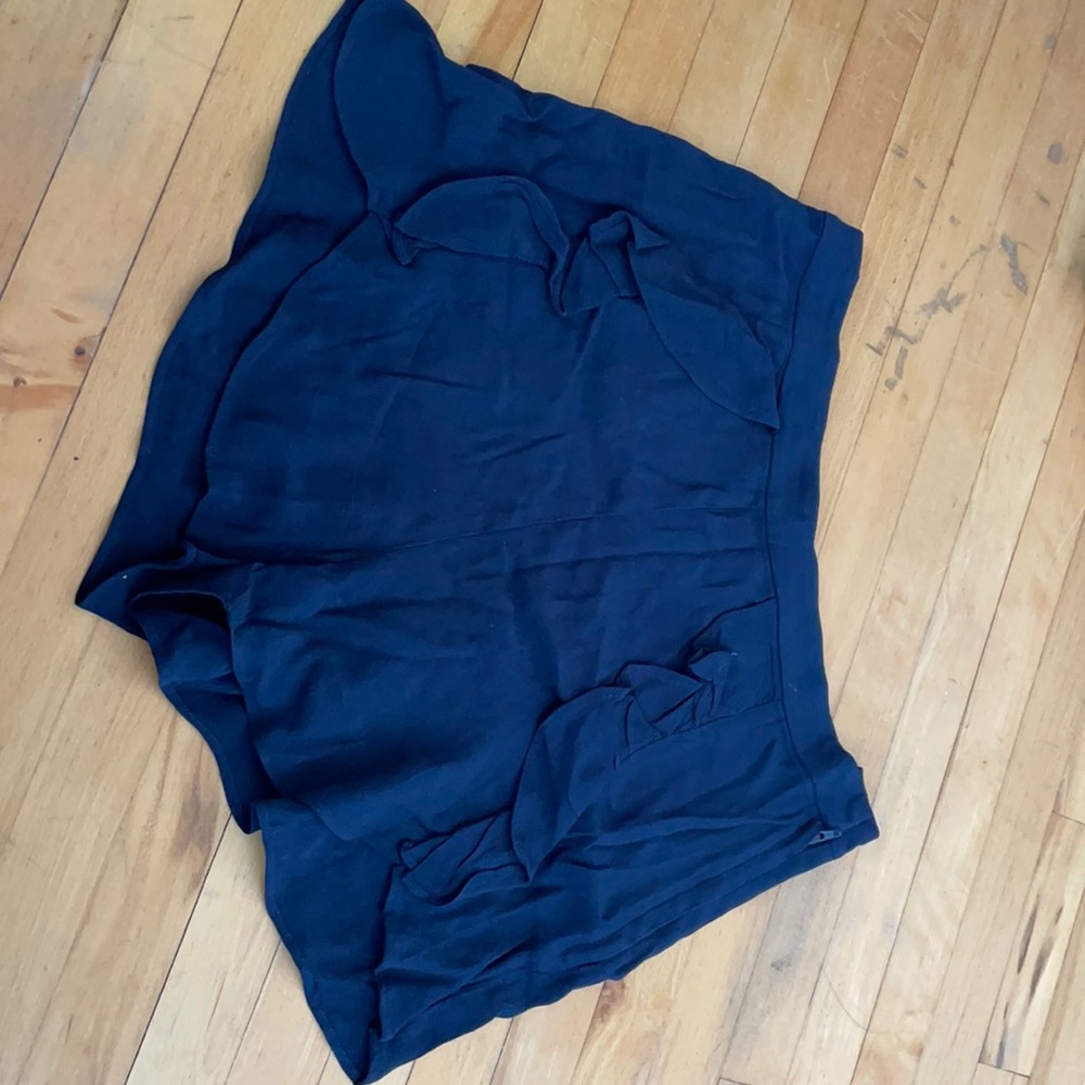 H&M Navy Blue Satin Shorts (Size 6)